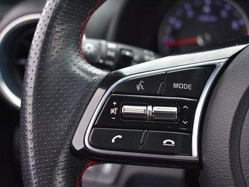 Used 2020 Kia Forte GT image 17