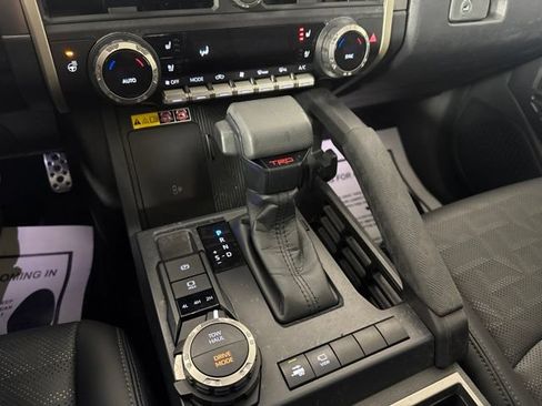 Used 2024 Toyota Tacoma TRD Sport w/ TRD Sport Premium Package AWD/4WD image 17