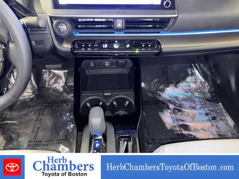 Used 2024 Toyota Prius Limited AWD/4WD image 7
