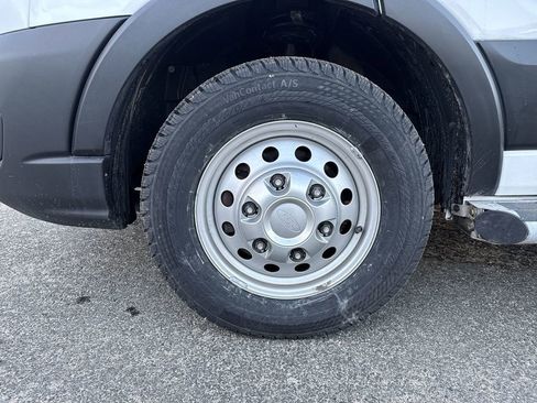 Used 2023 Ford Transit 250 Low Roof AWD w/ Exterior Upgrade Package image 10