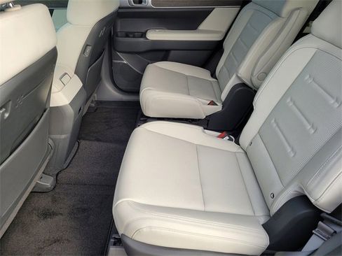 New 2025 Hyundai Santa Fe Calligraphy image 10