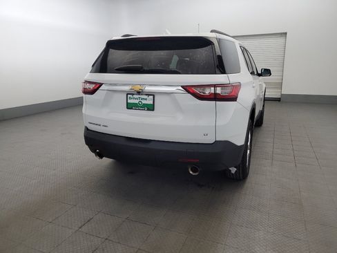 Used 2020 Chevrolet Traverse LT w/ Driver Confidence II Package AWD/4WD image 7