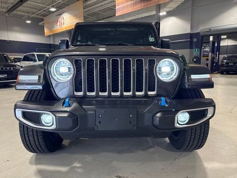 Used 2022 Jeep Wrangler Unlimited Sahara w/ Cold Weather Group AWD/4WD image 2