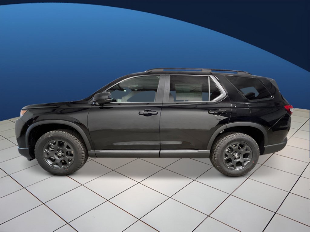 New 2026 Honda Pilot TrailSport image 2
