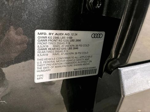 Used 2025 Audi Q3 2.0T Premium Plus w/ Premium Plus Package image 36