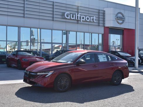 Used 2026 Nissan Sentra SV w/ Floor Mat Package FWD image 2