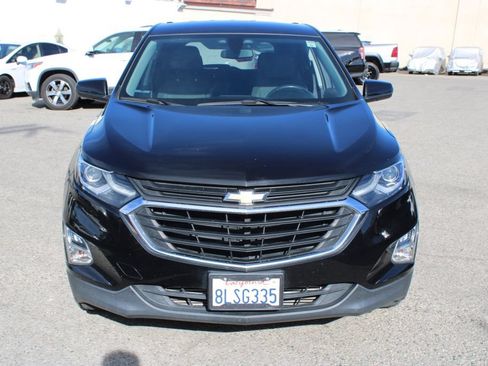 Used 2019 Chevrolet Equinox LT FWD image 2