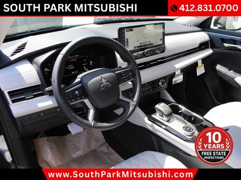 New 2026 Mitsubishi Outlander SEL image 11