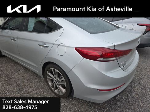 Used 2017 Hyundai Elantra Limited w/ Limited Ultimate Package 05 FWD image 8