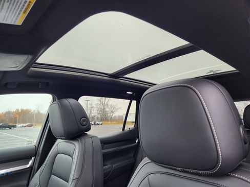 New 2026 GMC Terrain Elevation image 17