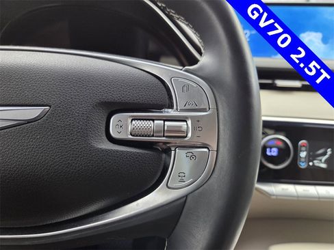 Used 2023 Genesis GV70 2.5T w/ Advanced Package image 37
