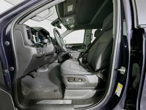 Used 2023 Chevrolet Silverado 1500 LT AWD/4WD image 13