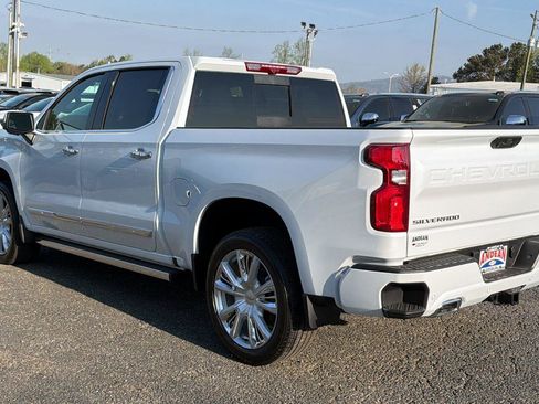 New 2026 Chevrolet Silverado 1500 High Country AWD/4WD image 7