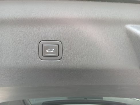 Used 2024 GMC Yukon XL Denali w/ LPO, Floor Liner Package AWD/4WD image 27