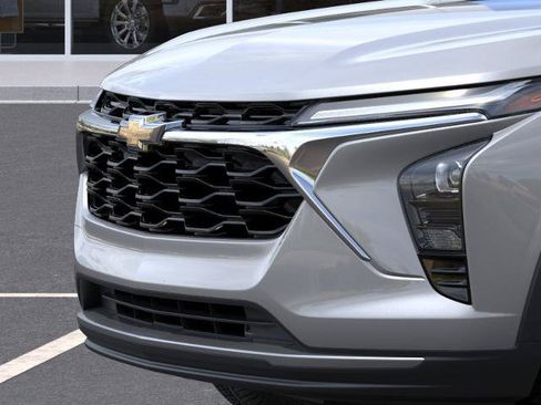 New 2026 Chevrolet Trax LT w/ Driver Confidence Package FWD image 13