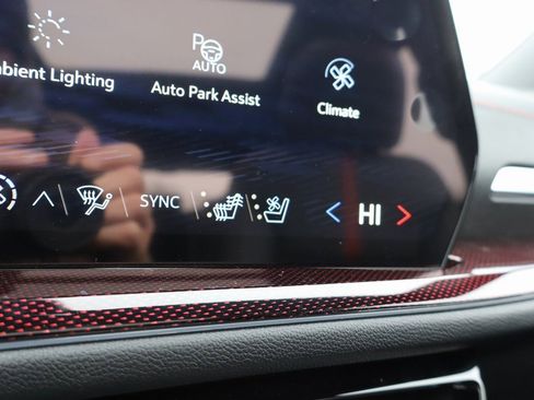 New 2026 Chevrolet Traverse RS image 14