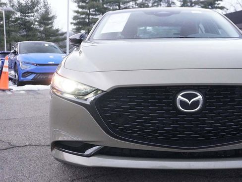 Used 2024 MAZDA MAZDA3 s image 13