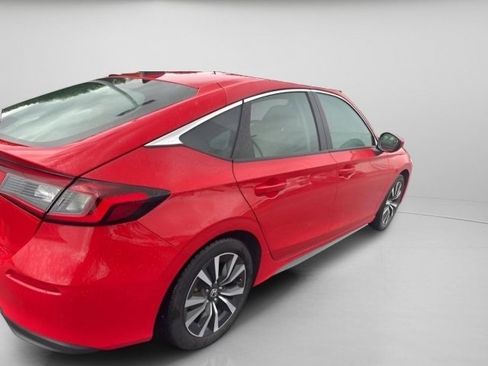 Used 2024 Honda Civic EX-L image 11
