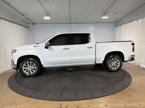 Used 2021 Chevrolet Silverado 1500 LTZ w/ Technology Package AWD/4WD image 2