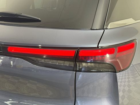 Used 2023 INFINITI QX60 Luxe AWD/4WD image 34