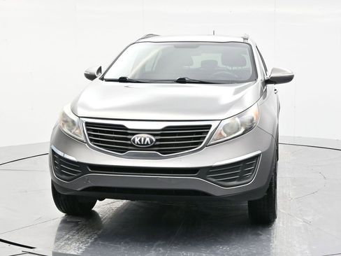 Used 2013 Kia Sportage LX w/ Convenience Pkg image 2