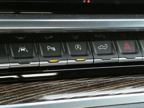 New 2025 GMC Sierra 1500 Elevation w/ Preferred Package image 17