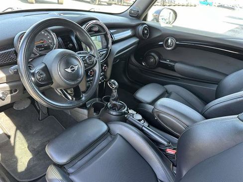 Used 2017 MINI Cooper S image 11