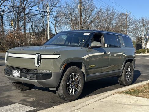 Used 2022 Rivian R1S Launch Edition image 3