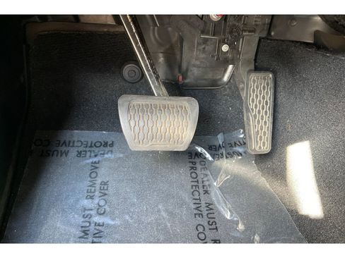 Used 2020 Jeep Wrangler Unlimited Sahara image 41