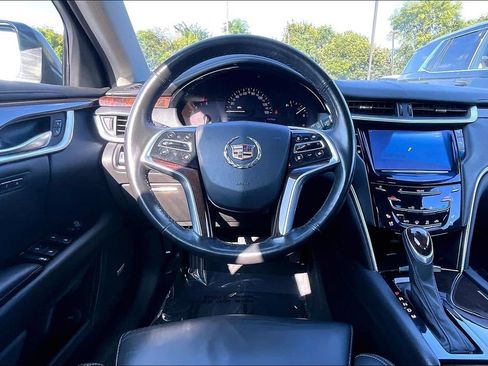 Used 2013 Cadillac XTS Luxury w/ Driver Awareness Package FWD image 10