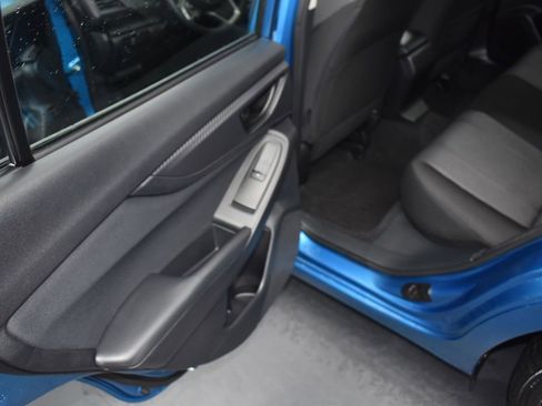 Used 2017 Subaru Impreza 2.0i Premium image 12