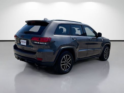 Used 2021 Jeep Grand Cherokee Trailhawk AWD/4WD image 3