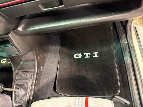 Used 1991 Volkswagen GTI image 35