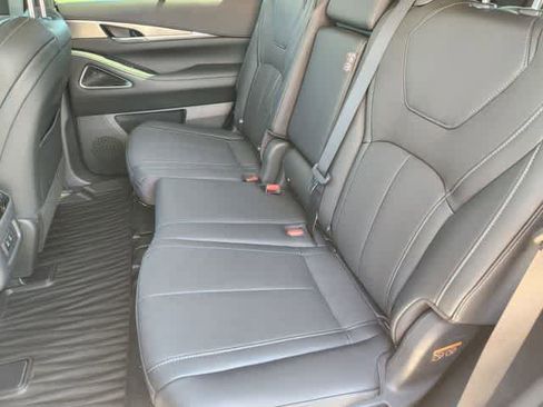 New 2026 INFINITI QX60 Luxe FWD image 13