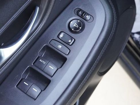 Used 2024 Honda HR-V LX image 21