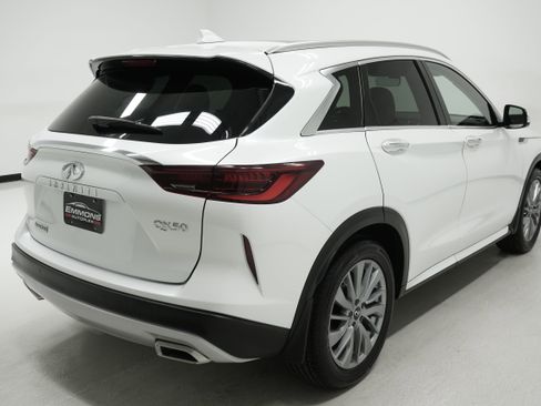 Used 2023 INFINITI QX50 Luxe image 4