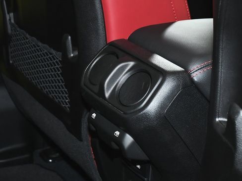 Used 2024 Jeep Wrangler Unlimited Rubicon 392 image 55