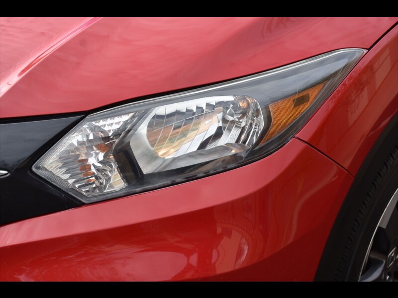 Used 2018 Honda HR-V EX image 45