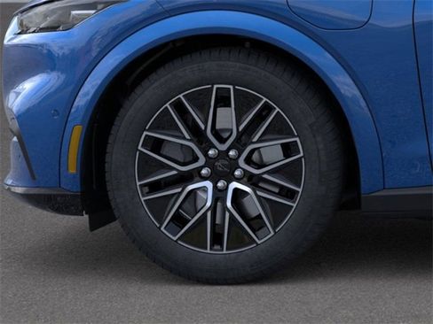 New 2025 Ford Mustang Mach-E Premium image 19