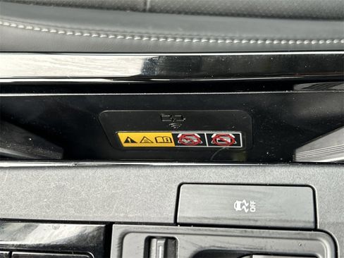 Used 2024 Toyota Prius Limited image 34