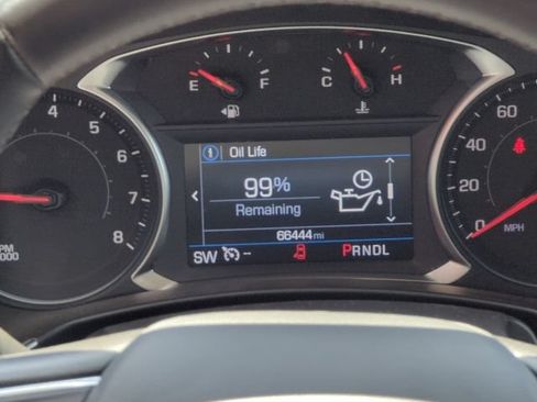 Used 2024 Chevrolet Equinox LT FWD image 7