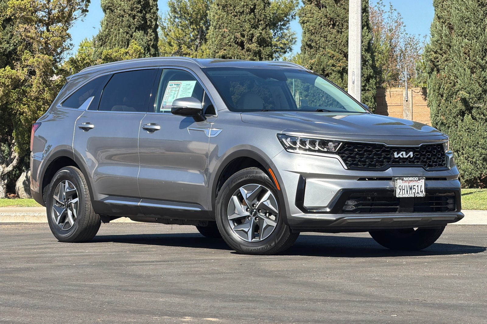 Used 2023 Kia Sorento EX FWD image 2