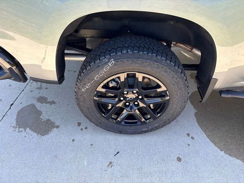 New 2026 Chevrolet Silverado 1500 LT Trail Boss w/ LT Trail Boss Premium Package AWD/4WD image 68