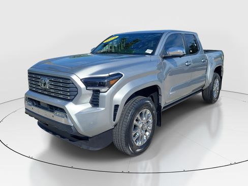 Used 2024 Toyota Tacoma Limited w/ Limited Package (LT) AWD/4WD image 3