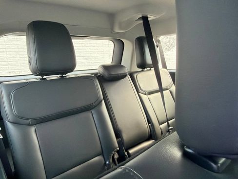 Used 2025 Ford Expedition Max Active AWD/4WD image 16