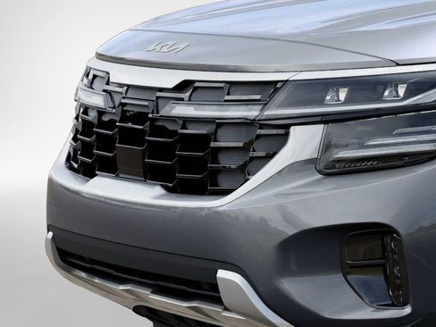 New 2026 Kia Seltos SX w/ SX Sunroof Package image 12