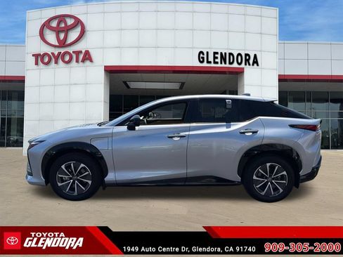 Used 2023 Lexus RZ 450e Premium w/ Technology Package AWD/4WD image 6