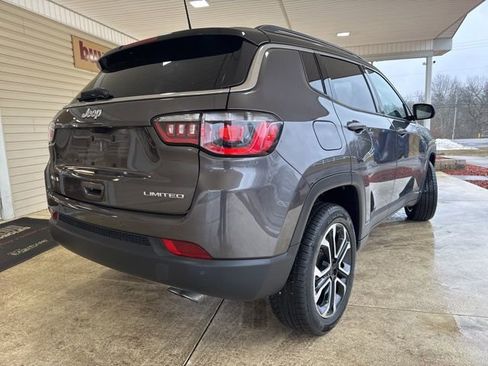 Used 2022 Jeep Compass Limited AWD/4WD image 8