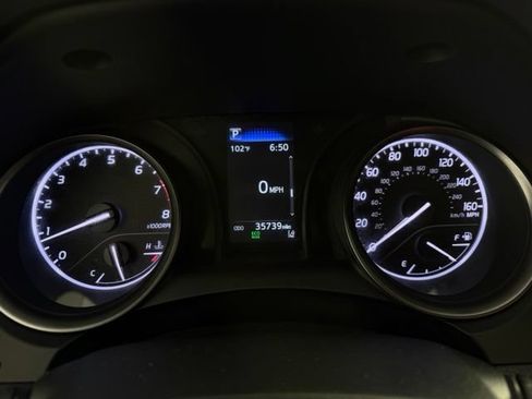 Used 2023 Toyota Camry SE FWD image 18