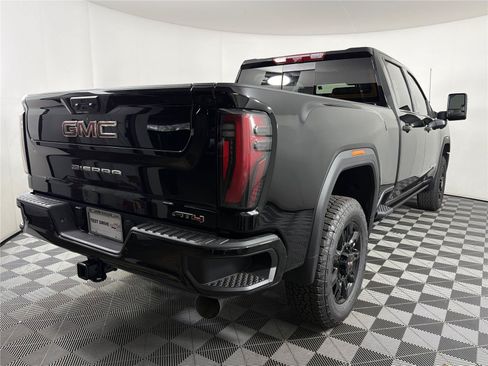 New 2026 GMC Sierra 2500 AT4 w/ AT4 Premium Plus Package AWD/4WD image 6